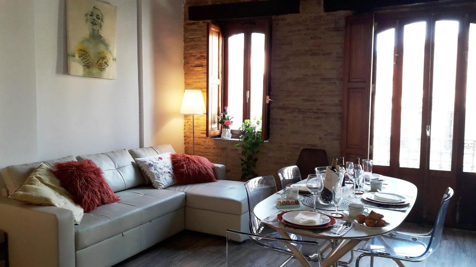 Apartamentos Centricos Barrio Del Carmen Valencia Bagian luar foto