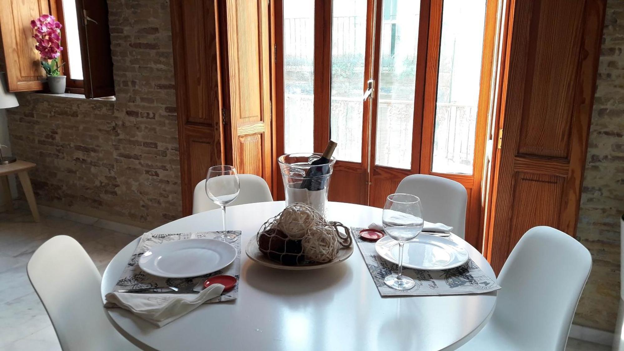 Apartamentos Centricos Barrio Del Carmen Valencia Bagian luar foto